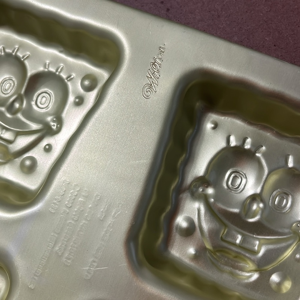 SpongeBob Cake Pan - Picture 5 of 5